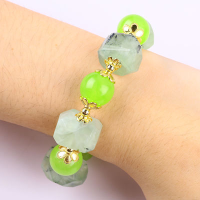 دست ساز دستبند سنگ قیمتی با مروارید دستبند سنگ طبیعی Prehnite دستبند سنگ قابل تنظیم دستبند برای پوشیدن روزانه مهمانی