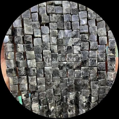 شکل مربع مکعب Howlite Lapis Lazuli رشته های گنجی گشاده برای ساخت جواهرات DIY