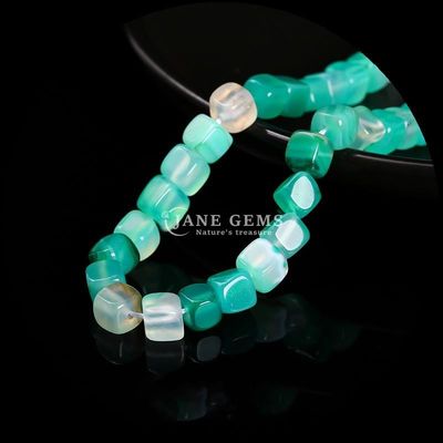 شکل مربع مکعب سنگ قیمتی طبیعی گره آبی خطوط آگات رشته های گره گشاده برای درمان و جواهرات DIY
