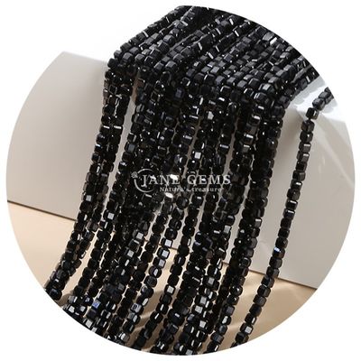 کریستال صاف و گره های گشاده ی نقره ای آبسیدیان تورمالین برای ساخت صنایع دستی